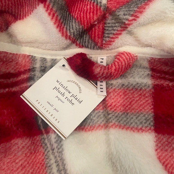 Pottery Barn Plaid Plush Robe Size Small NWT - Picture 2 of 5